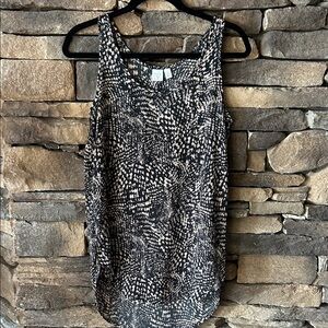 BP Black and Tan long dressy tank - size small. Abstract design Women's Blouse
